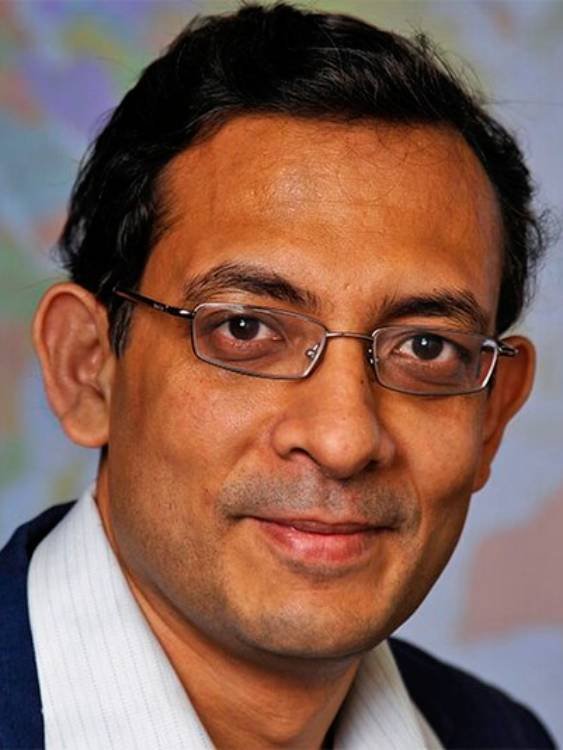 Abhijit Banerjee Nobel de Economía 2019 El economista Abhijit Banerjee, Premio Nobel de Economía 2019 por su lucha contra la pobreza.
