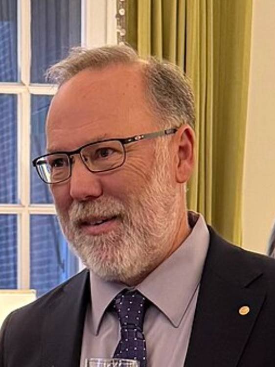 Fred Ramsdell – Nobel de Medicina 2025 Fred Ramsdell, premiado con el Nobel de Fisiología o Medicina 2025 por su estudio de las células T reguladoras.