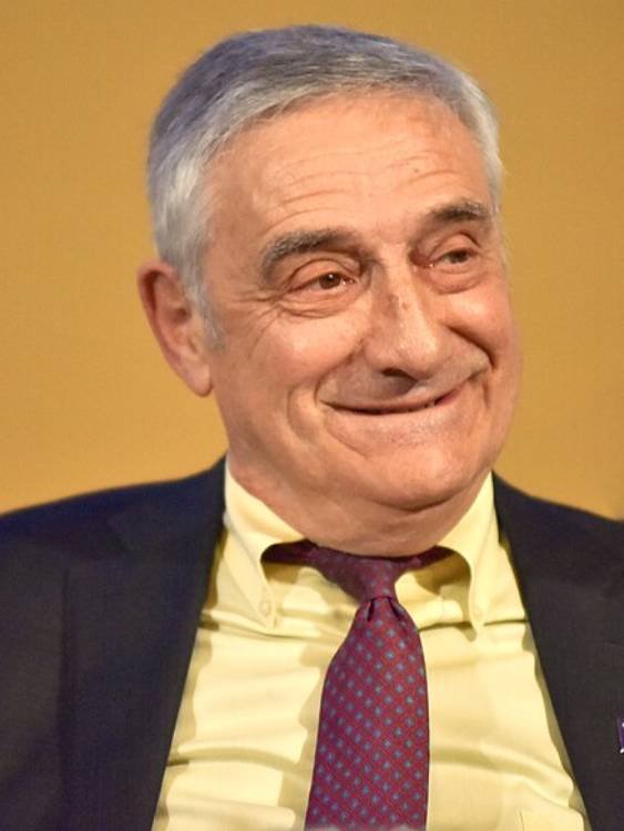 Joel Mokyr – Nobel de Economía 2025 Joel Mokyr, ganador del Premio Nobel de Economía 2025 por sus estudios sobre crecimiento económico e innovación.