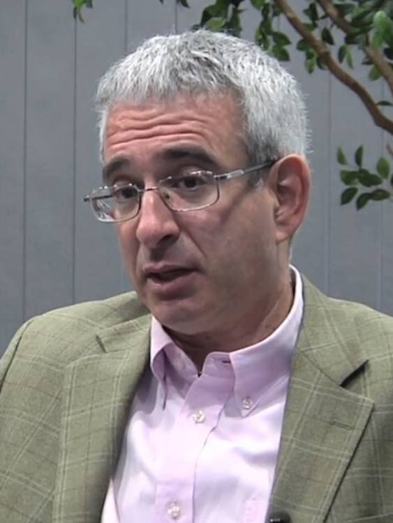 Joshua Angrist – Nobel de Economía 2021 Joshua Angrist, galardonado por sus avances metodológicos en el análisis de relaciones causales.