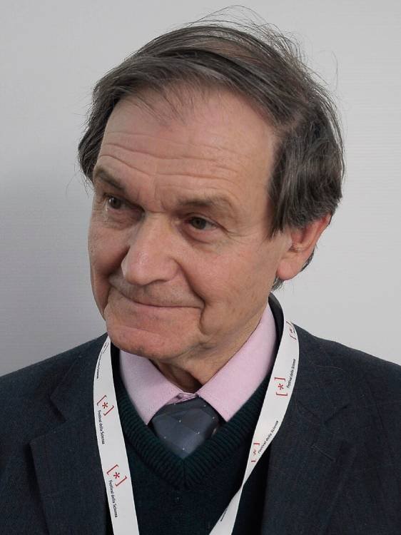 Roger Penrose – Nobel de Física 2020 El físico Roger Penrose, premiado con el Nobel de Física 2020 por sus estudios teóricos sobre los agujeros negros.